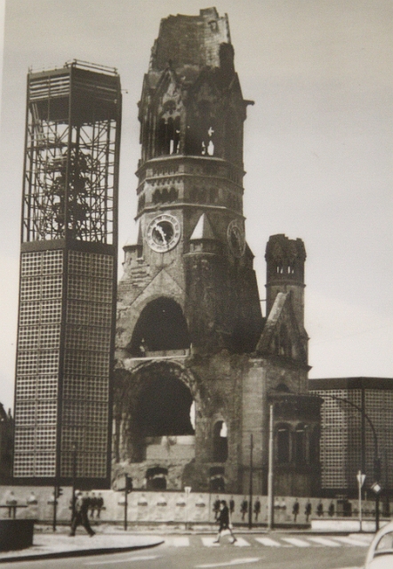 140 Gedachtniskirche.JPG